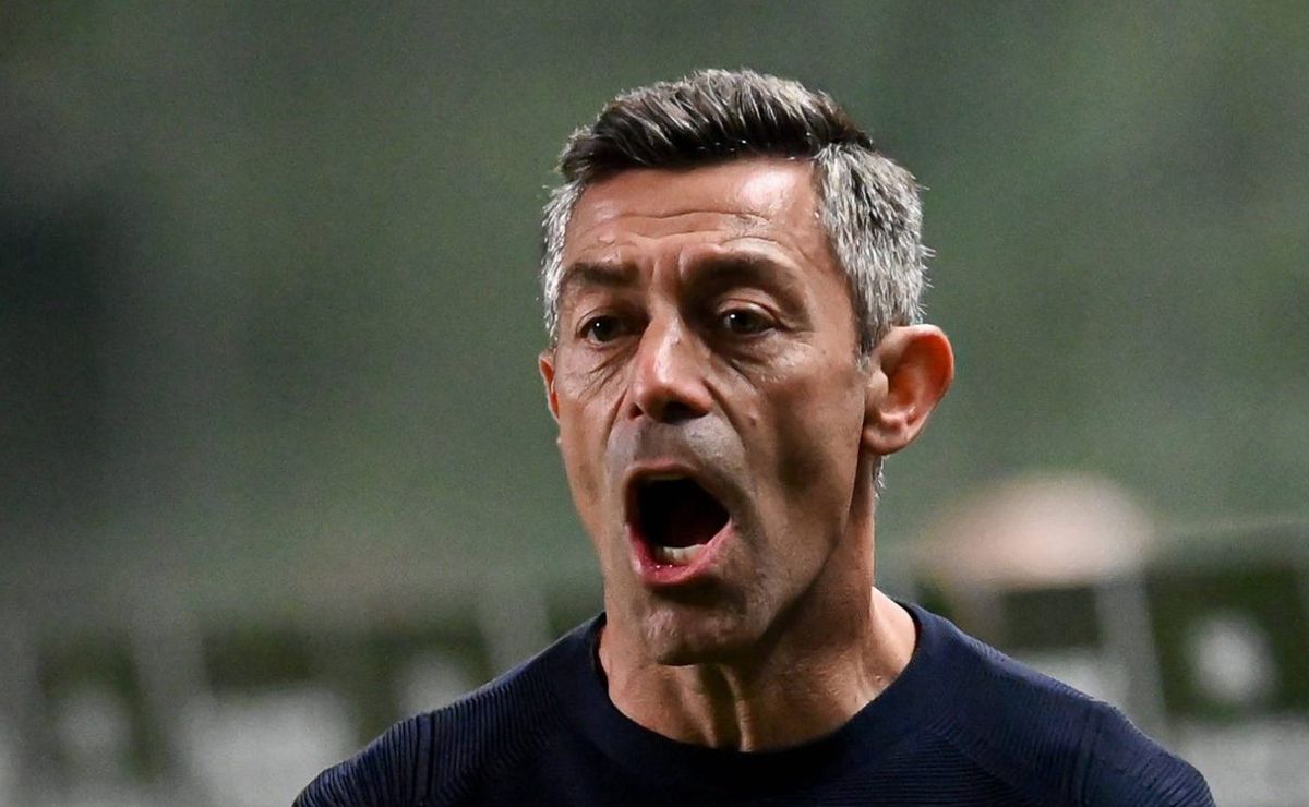 Pedro Caixinha não negocia com Atlético e contratação no Grêmio pode ser finalizada hoje (22)