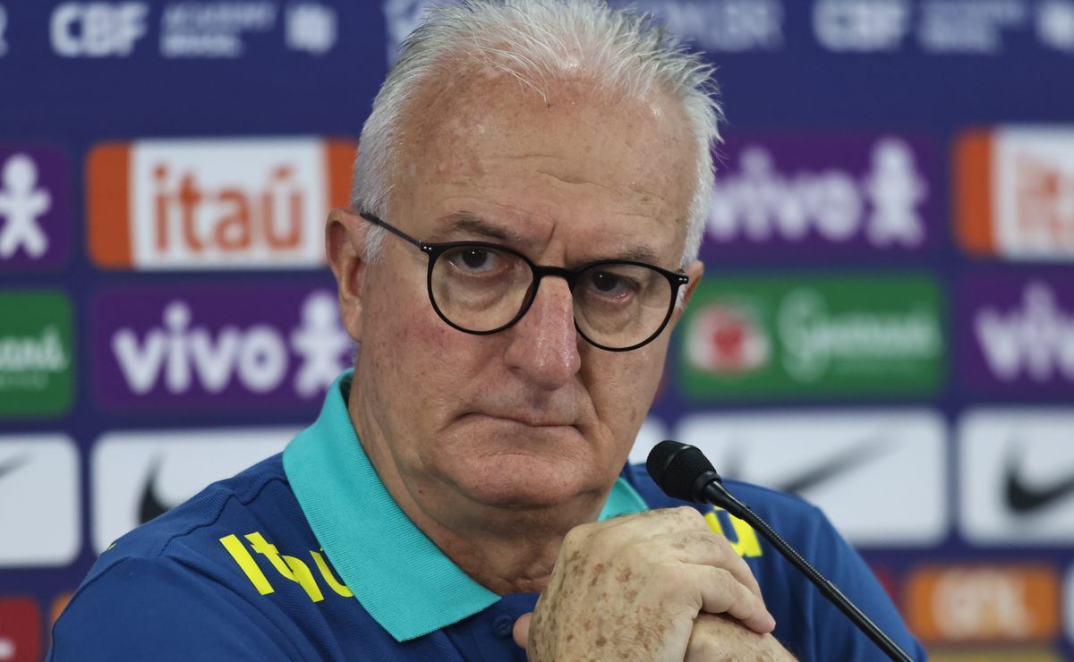 Dorival Jr. monitora possíveis laterais-esquerdo para a Seleção Brasileira