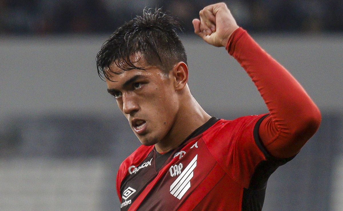 Tomás Cuello como 2º reforço de Fábio Carille no Vasco foi confirmado que não enviaram proposta