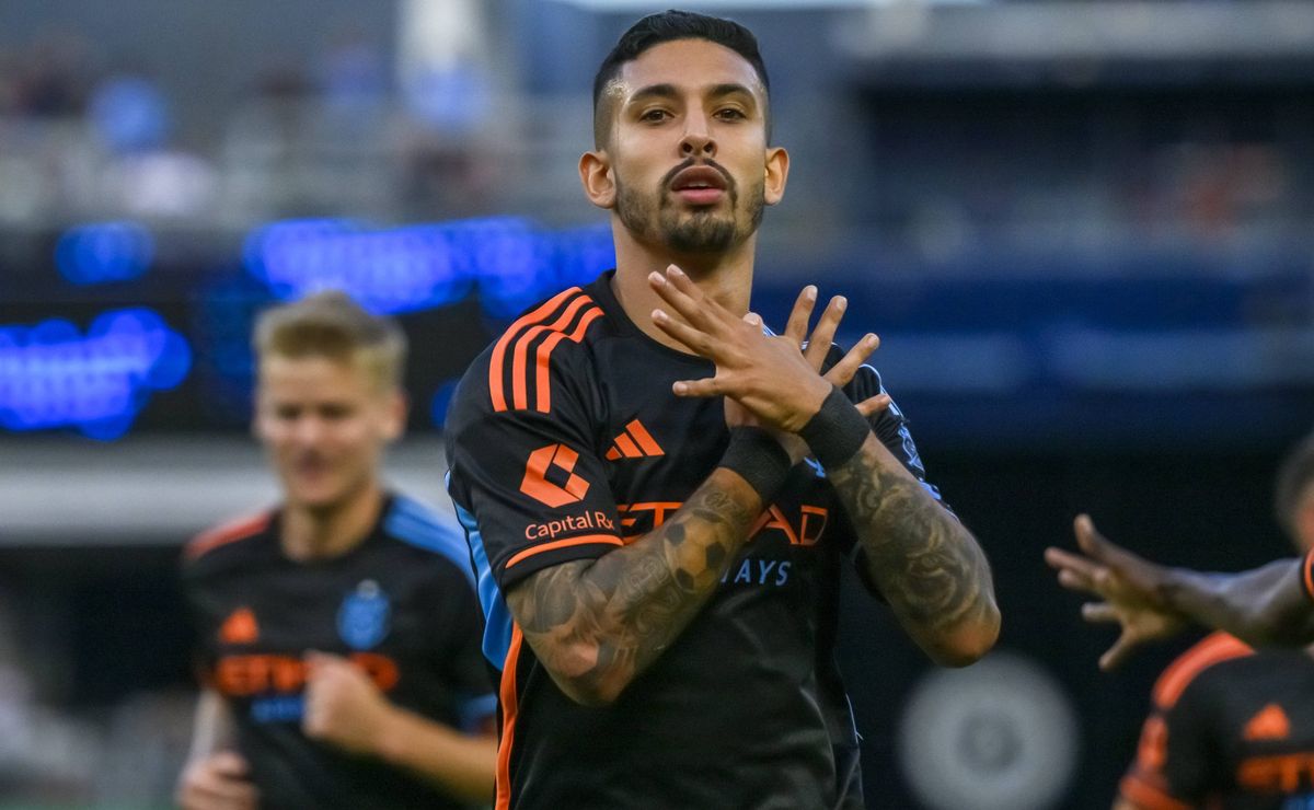 Corinthians tem condição única para fechar com Santiago Rodríguez por R$ 38 milhões