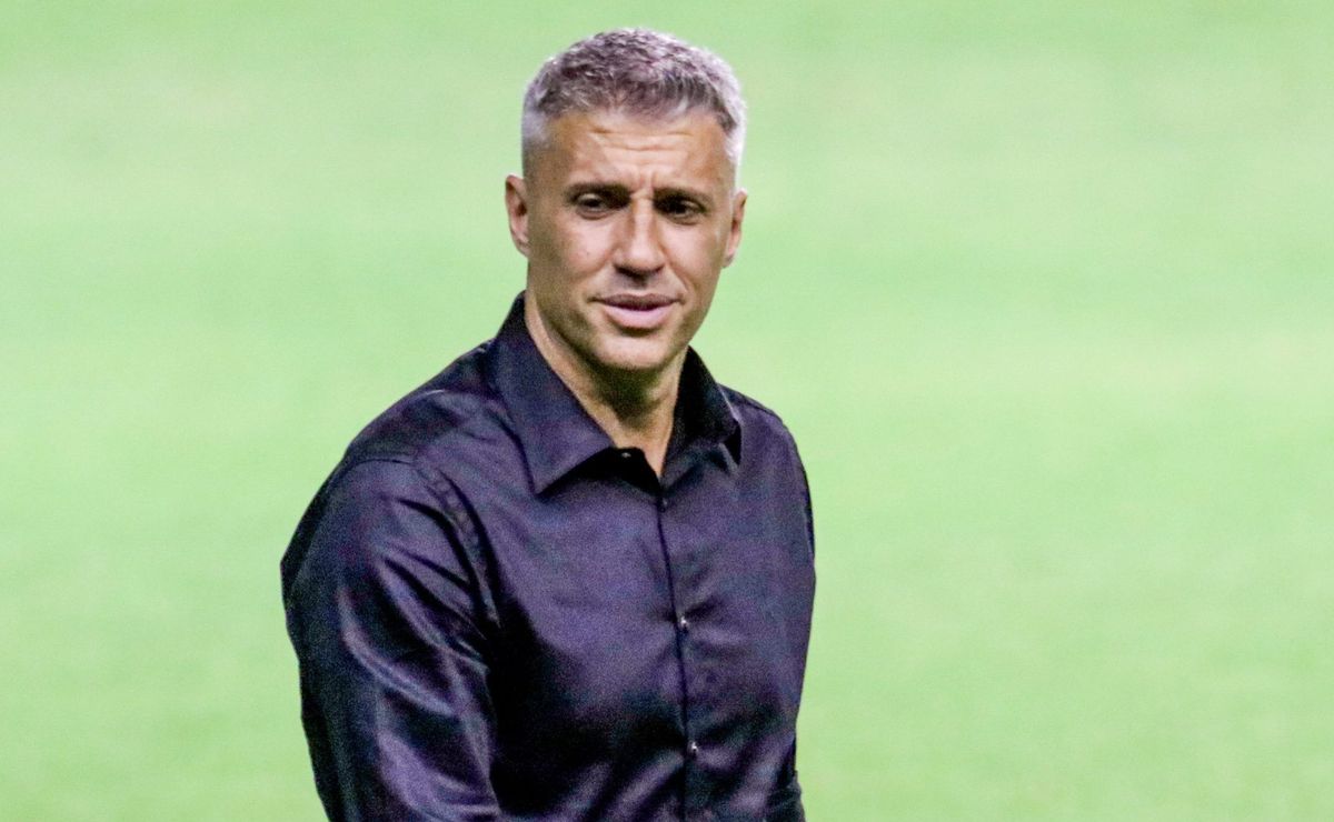 Grêmio não assinou com Hernán Crespo após treinador pedir salário superior ao de Renato Gaúcho