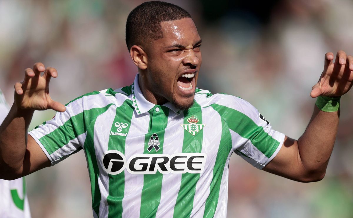 Vitor Roque no Palmeiras em 2025 ganha força após exposição de decisão do Barcelona