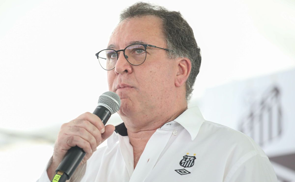 Marcelo Teixeira fala sobre possibilidade do Santos virar SAF e cita situação com John Textor
