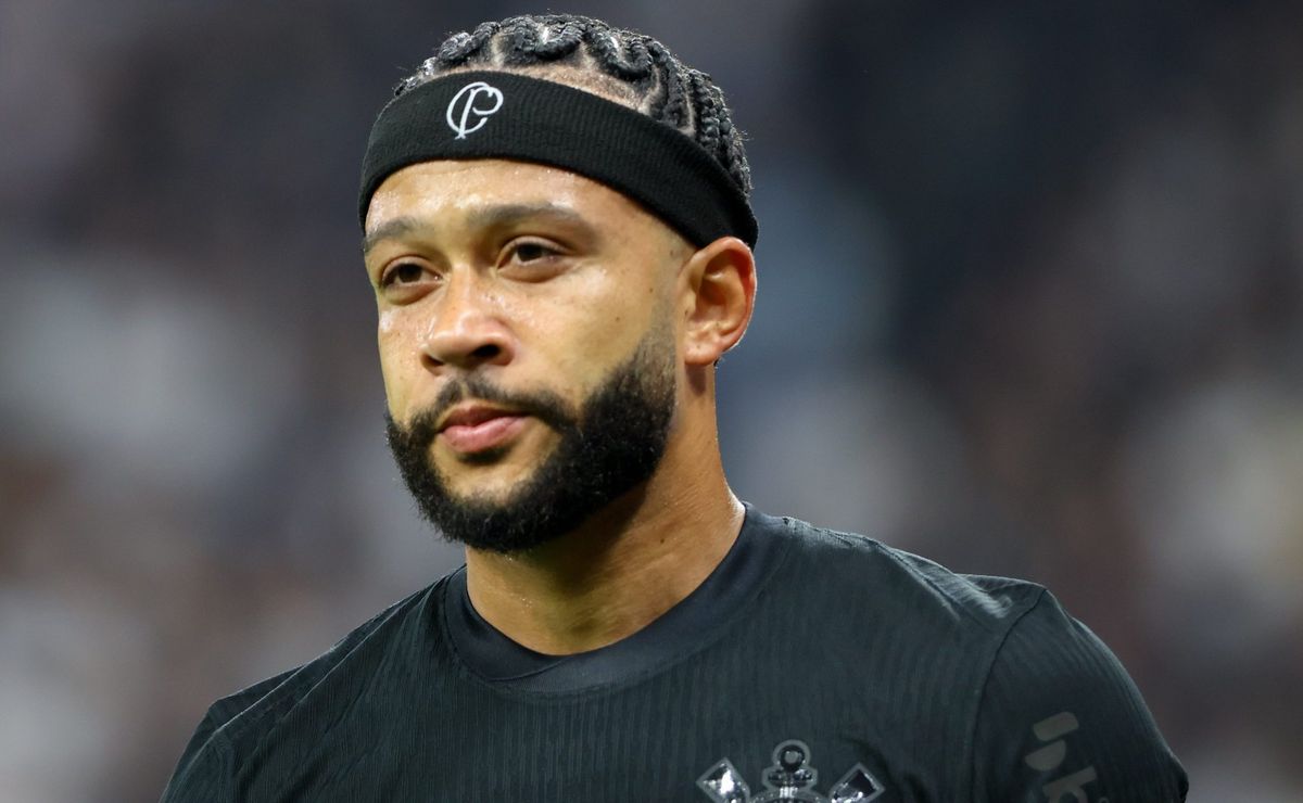 Yuri Alberto revela mensagens de Memphis Depay ao abordar possível saída do Corinthians: “o torcedor acha...”
