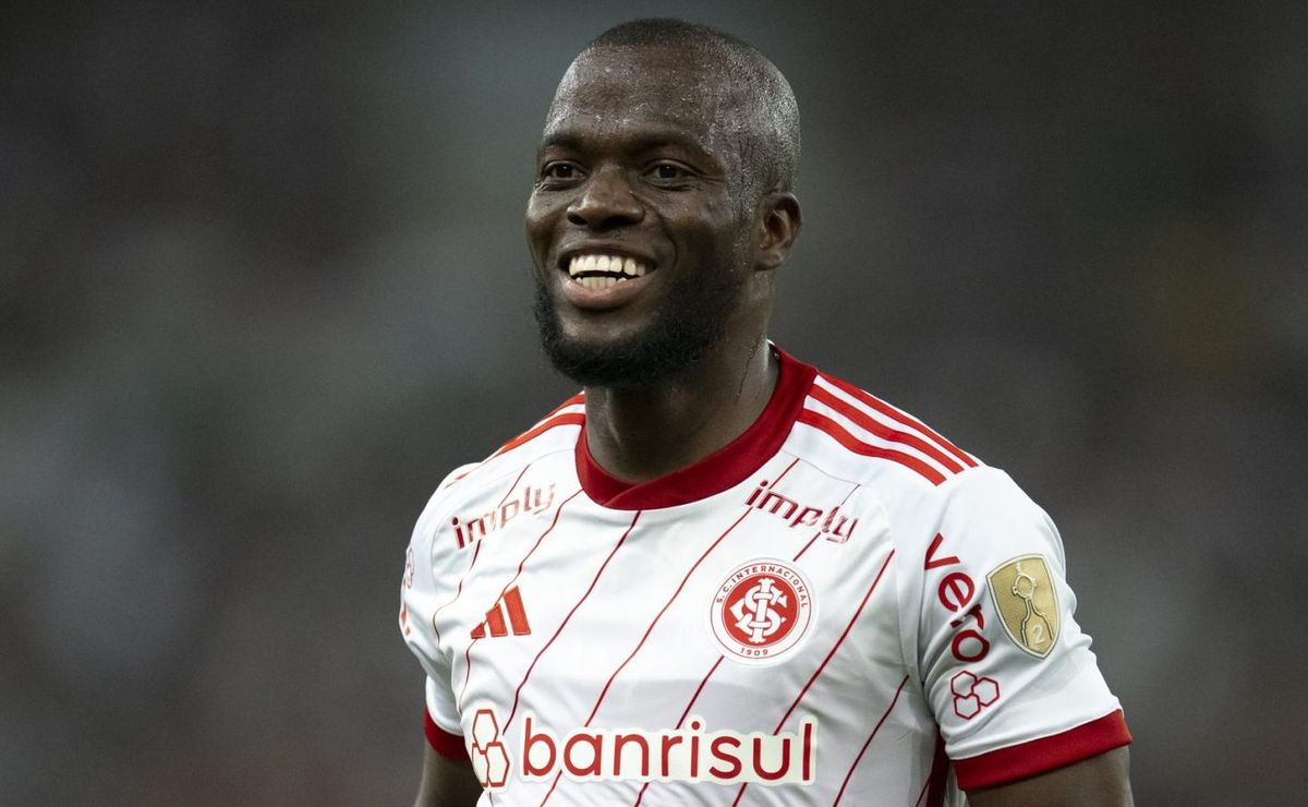 Internacional aceita liberar Enner Valencia ao Flamengo em 2025 e aguarda proposta oficial de Bap