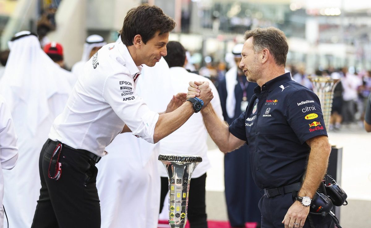 Horner explica atritos com Toto Wolff e destaca respeito mútuo: “Pensamos diferente”