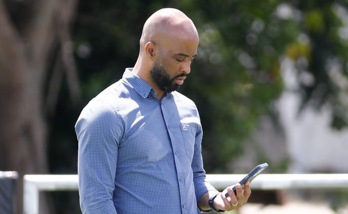 Fabinho Soldado envia proposta oficial e Corinthians aceita pagar R$ 3,5 milhões para Paul Pogba