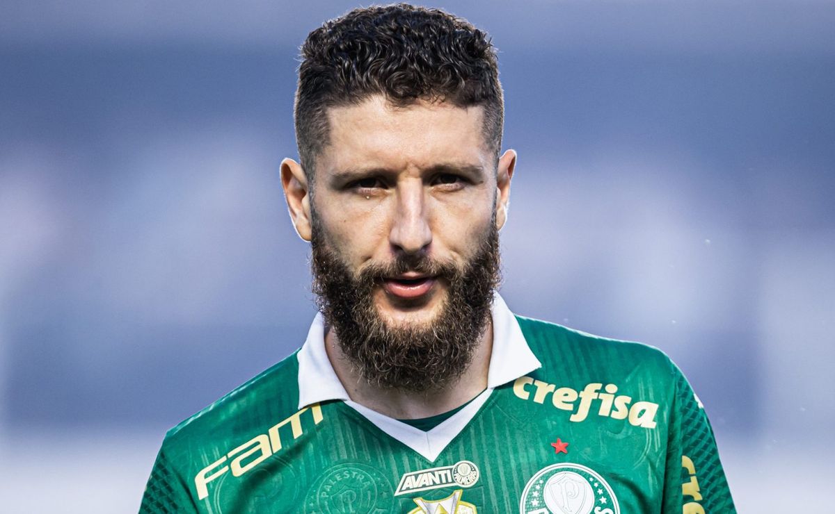 Sem Zé Rafael, Santos fica confiante para contratar Lucas Evangelista, do Red Bull Bragantino