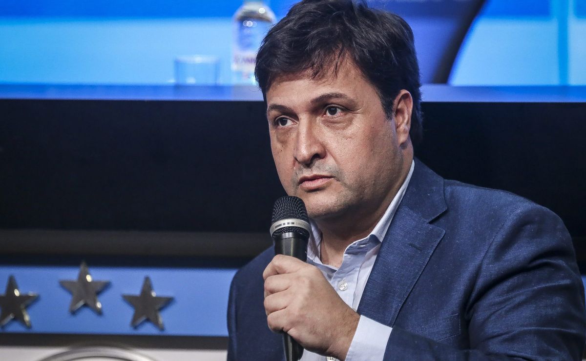 SAF vira assunto no Grêmio e Alberto Guerra revela conversas para modelo acontecer: “Discutimos muito”