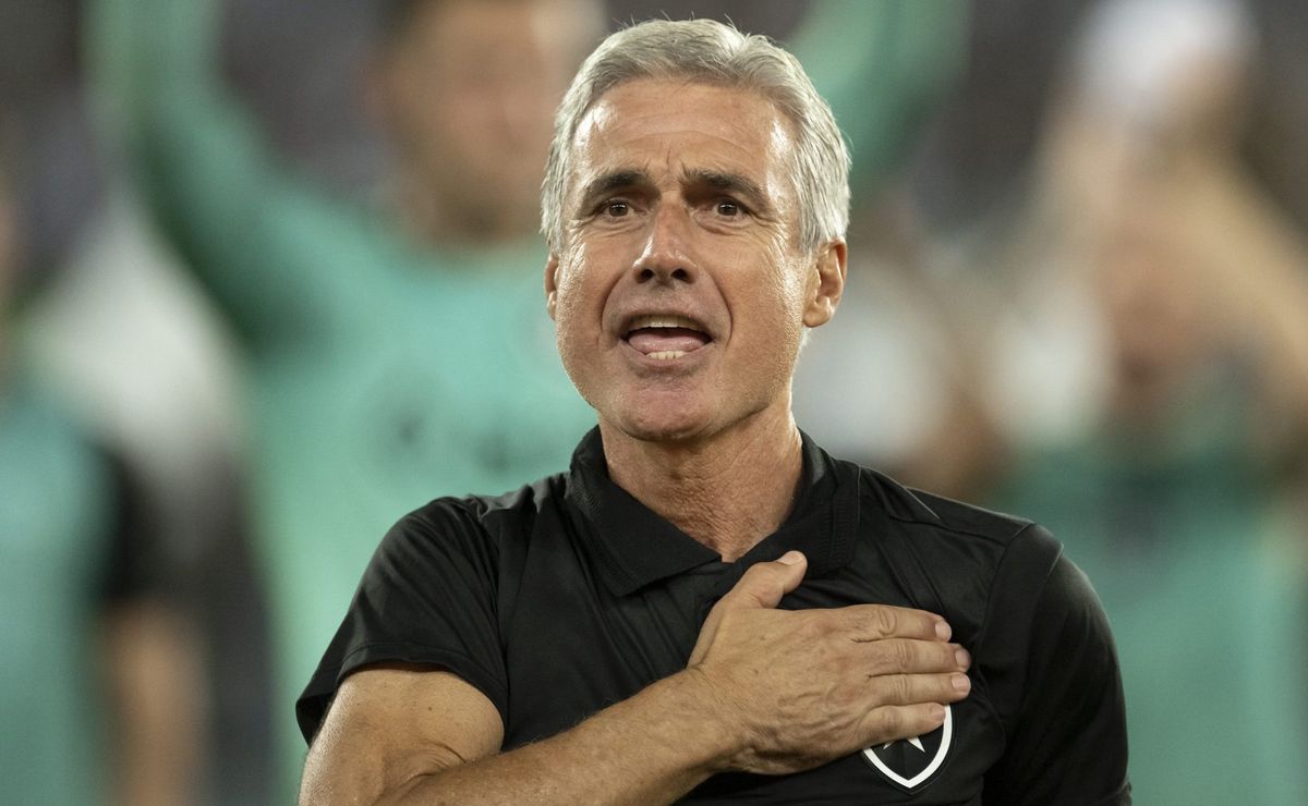 Luís Castro voltando ao Botafogo com a saída de Artur Jorge recebe aprovação da torcida