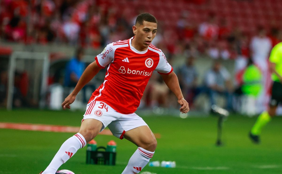 Venda de Gabriel Carvalho faz Internacional investir pesado em joia colombiana