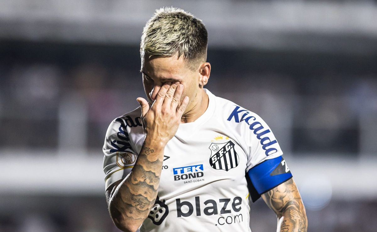 Soteldo tem situação definida no Santos, e venezuelano voltará ao Peixe de forma definitiva