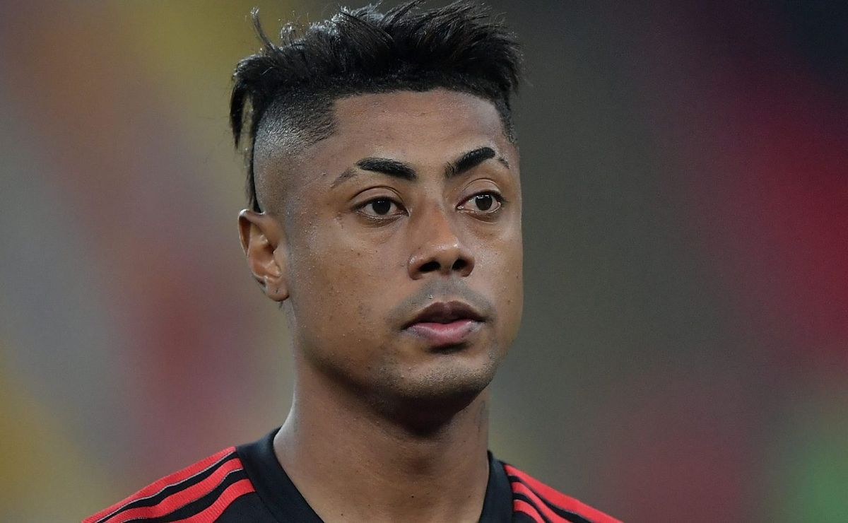 Flamengo pode fechar com campeão da Libertadores para atuar junto com Bruno Henrique