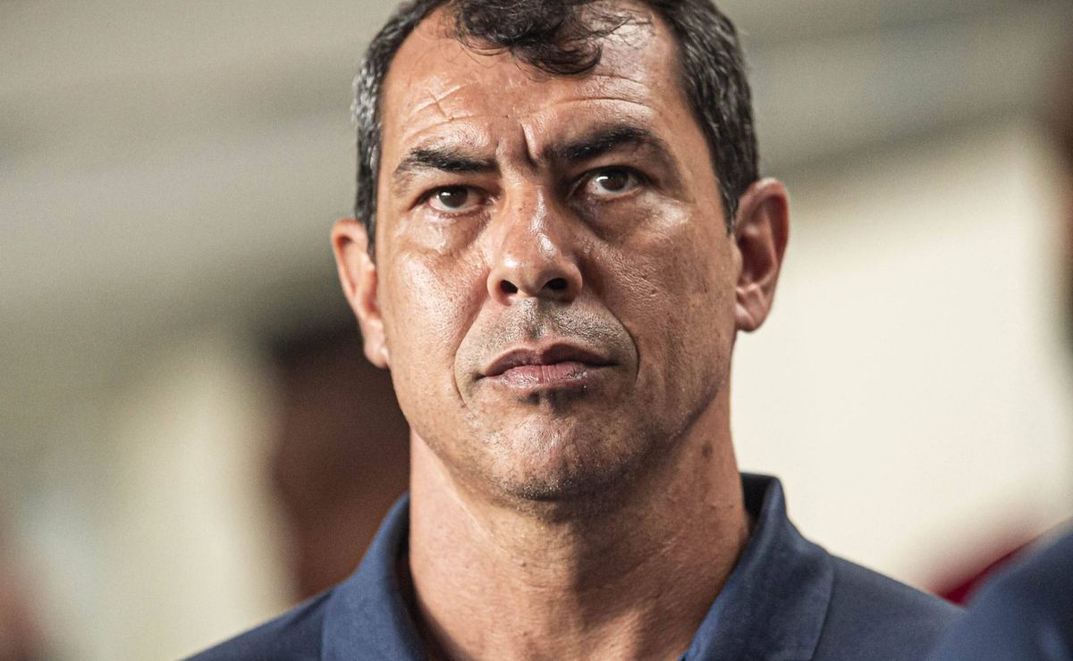 Fábio Carille define e Vasco ainda quer contratar +3 jogadores para 2025