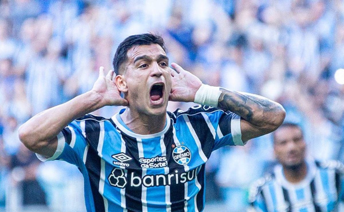 Estudiantes cogita pagar multa rescisória de Cristaldo e meia define se vai sair do Grêmio