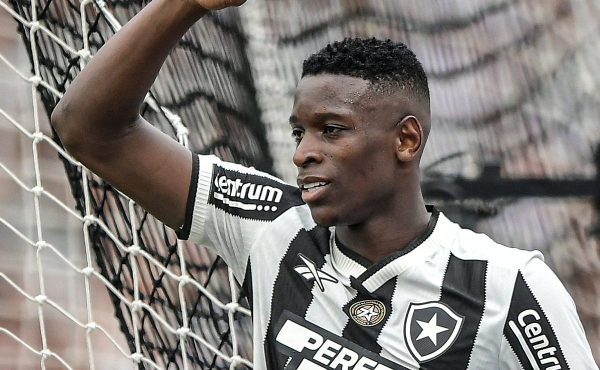 Negociação com Luiz Henrique pode fazer Fiorentina não contratar Rayan, do Vasco