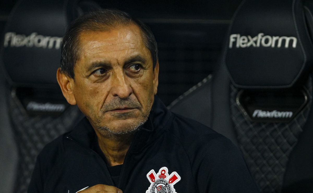 Com rumores de David Luiz, Corinthians almeja contratação de zagueiro canhoto para Ramón Díaz