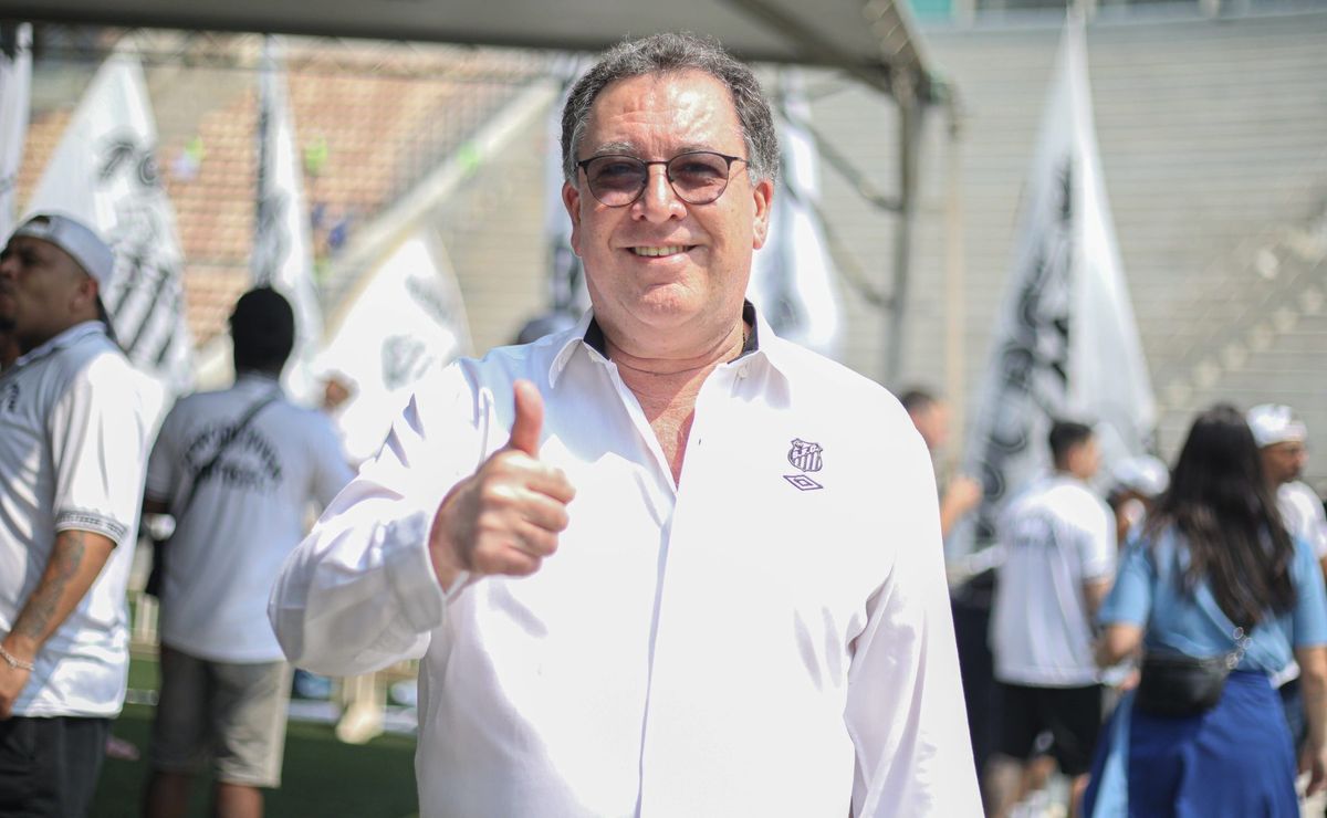 Santos de Marcelo Teixeira negocia novo acordo com 'Viva Sorte' em 2025