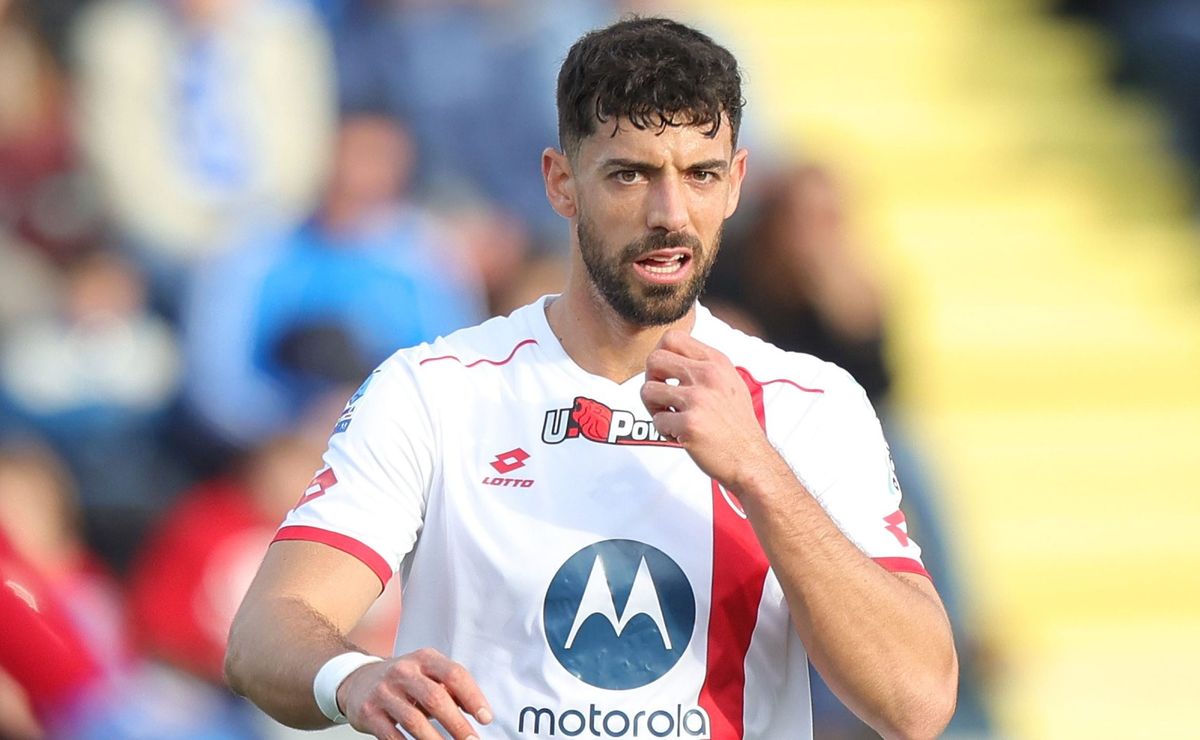 Pablo Marí, campeão da Libertadores pelo Flamengo, fecha com novo clube surpreendente na carreira