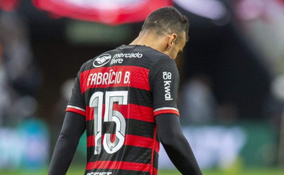 Contratação de Fabrício Bruno pelo Cruzeiro repercute na torcida do Flamengo: “merreca”