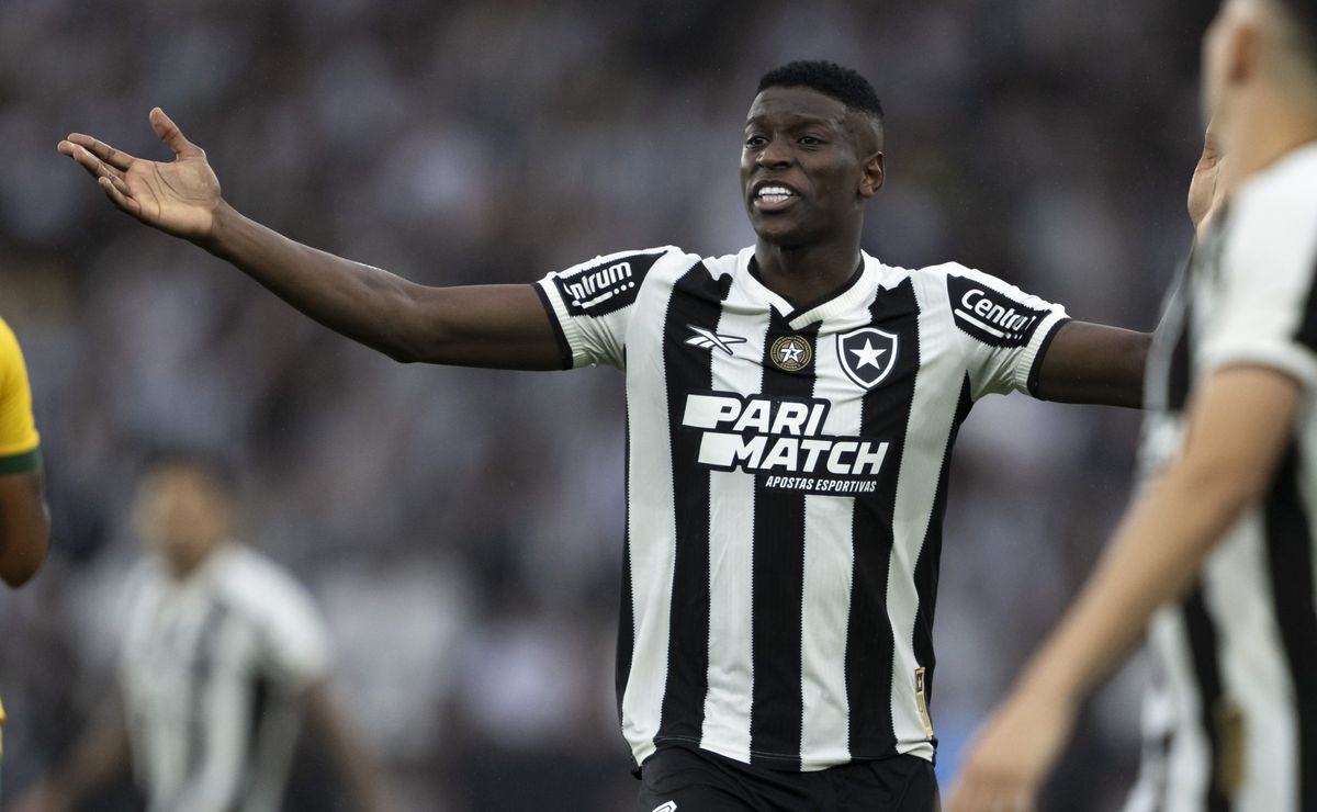 André Rizek aponta impacto da saída de Luiz Henrique e deixa recado direto ao atacante