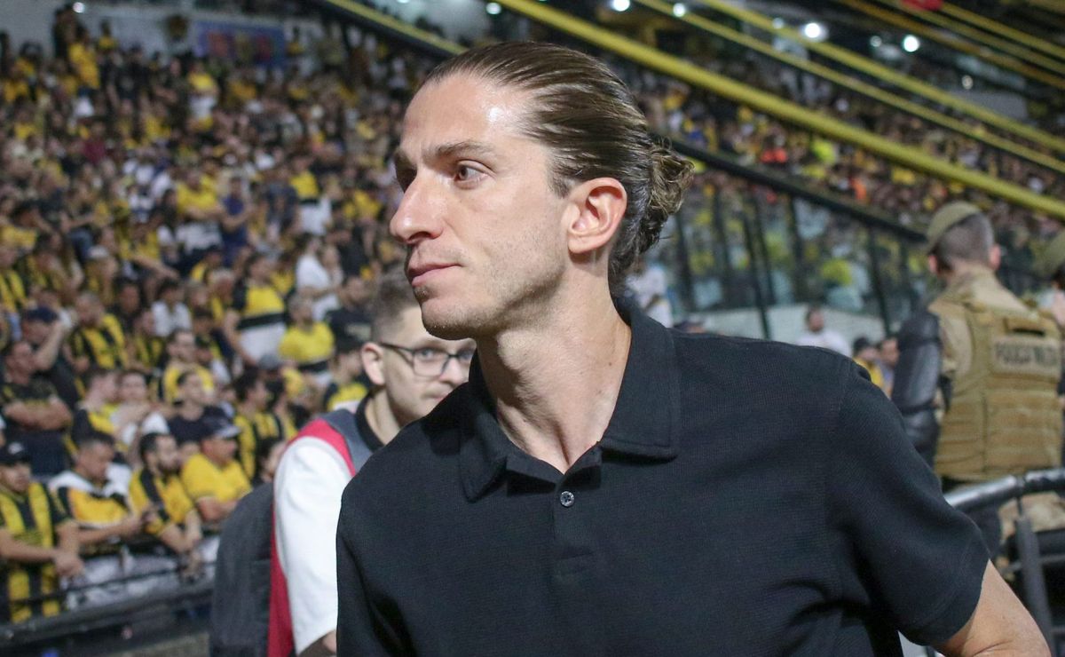 Flamengo não fez proposta para assinar com Juninho, do Qarabag, revela Venê Casagrande