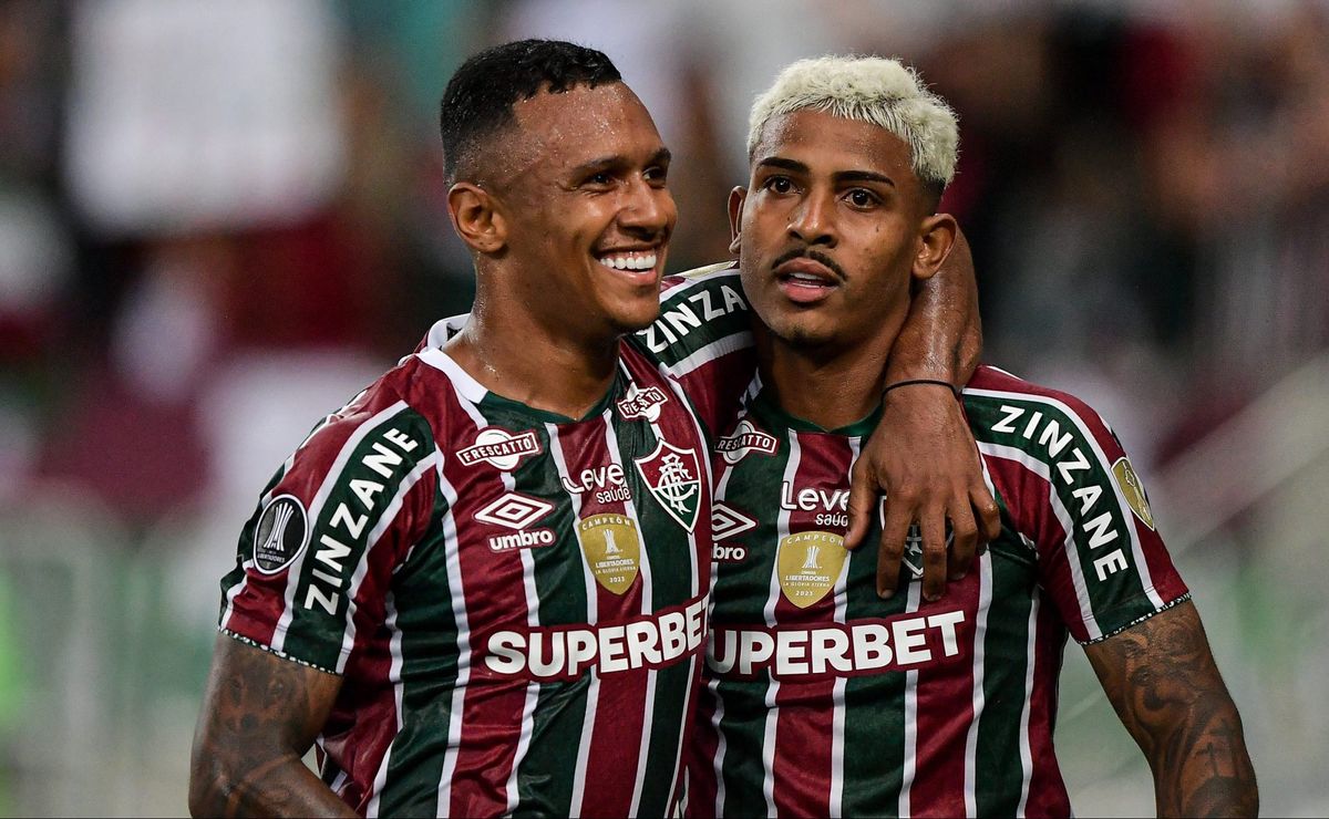 Ex-jogador do Fluminense, Marquinhos viaja para selar contrato com o Cruzeiro em 2025