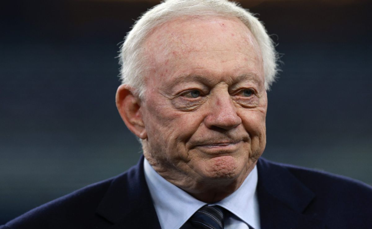 Jerry Jones revela se ex-campeão do Super Bowl substituirá Mike McCarthy nos Cowboys