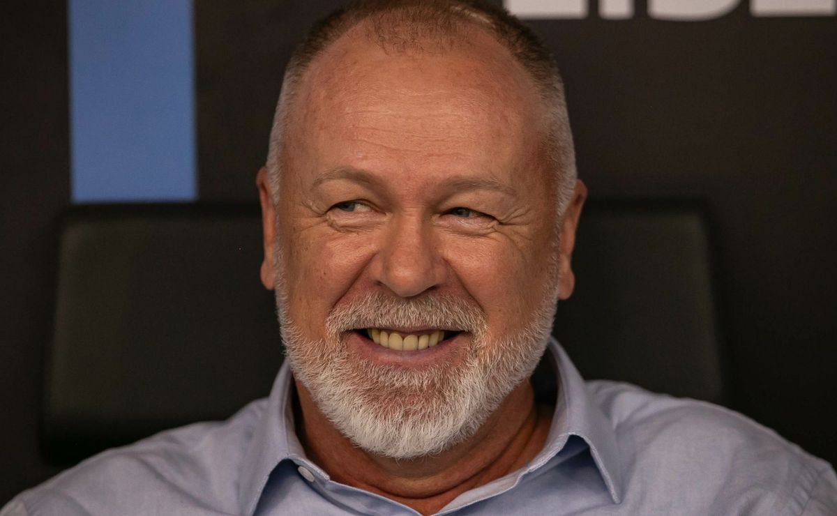 Mano Menezes dá aval e Fluminense acerta 5ª contratação em 2025