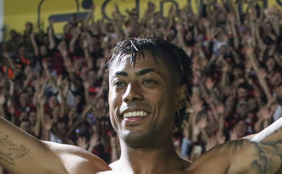 Flamengo recebe contato do Atlético por Bruno Henrique e atacante vê negociação com bons olhos
