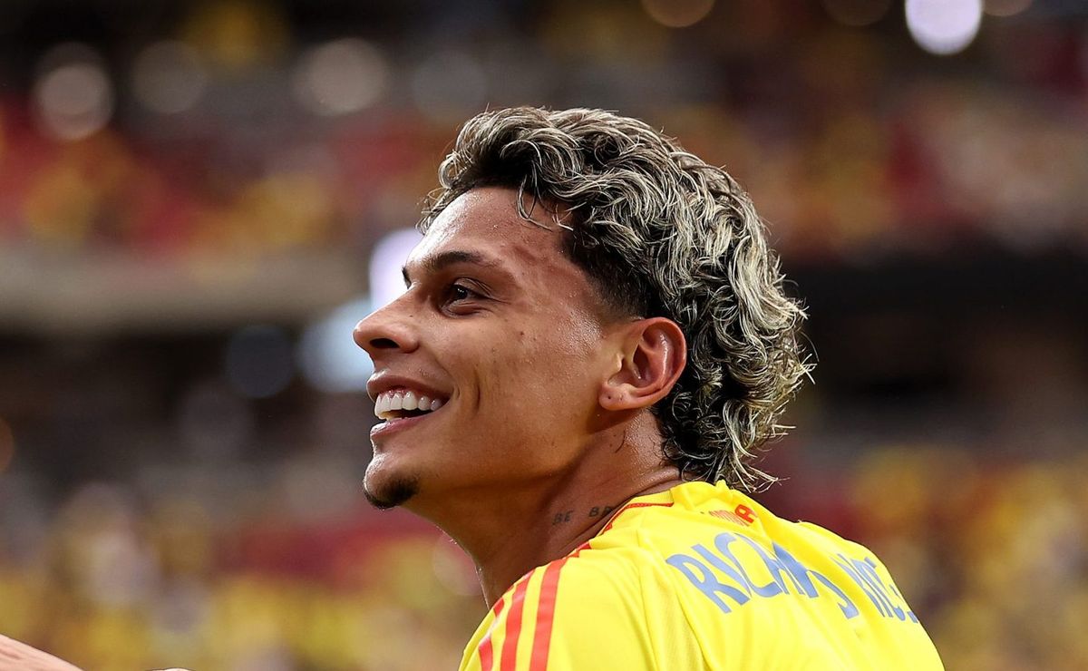 Palmeiras recusa oferta do Tottenham por Richard Ríos e planeja venda depois do Super Mundial