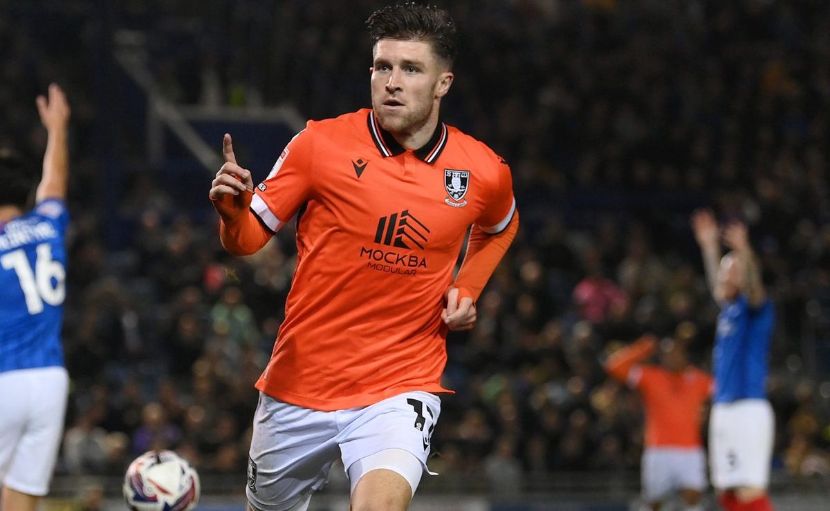 Josh Windass avança por liberação na Inglaterra e assinará com Santos até junho de 2027