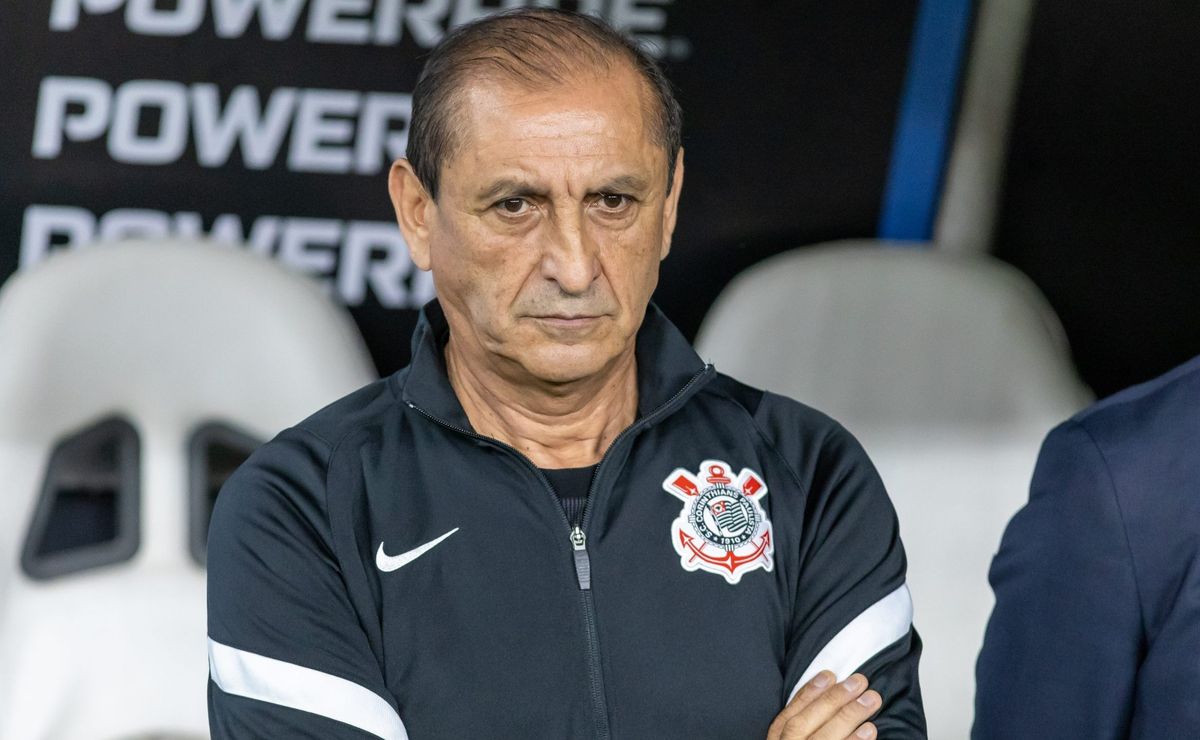 Ramón Díaz quebra o silêncio no Corinthians e aborda acidente de Rodrigo Garro: “seguramente é...”