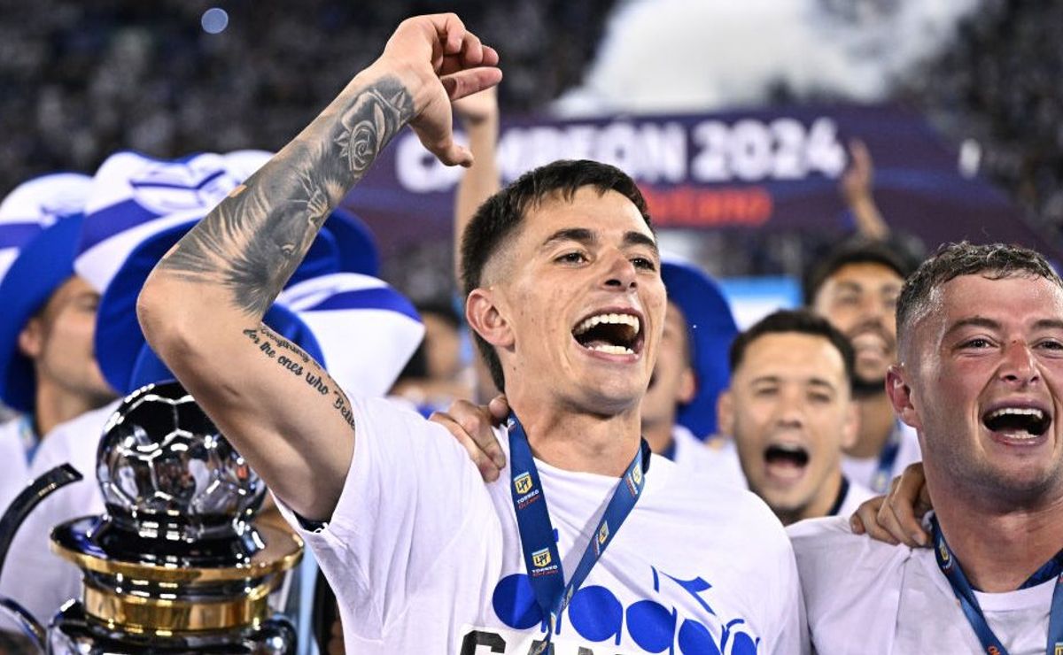 Negociação de Valentín Gómez com Cruzeiro tem detalhes revelados por técnico do Vélez: “não é iminente...”