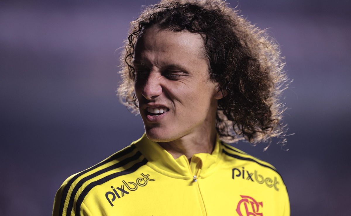 David Luiz negocia oficialmente com Cruzeiro e pode assinar contrato, diz staff do zagueiro