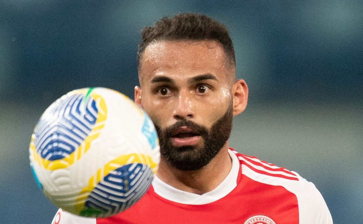 Thiago Maia a caminho do Santos pode 'melar' após exigência feita pela diretoria do Inter