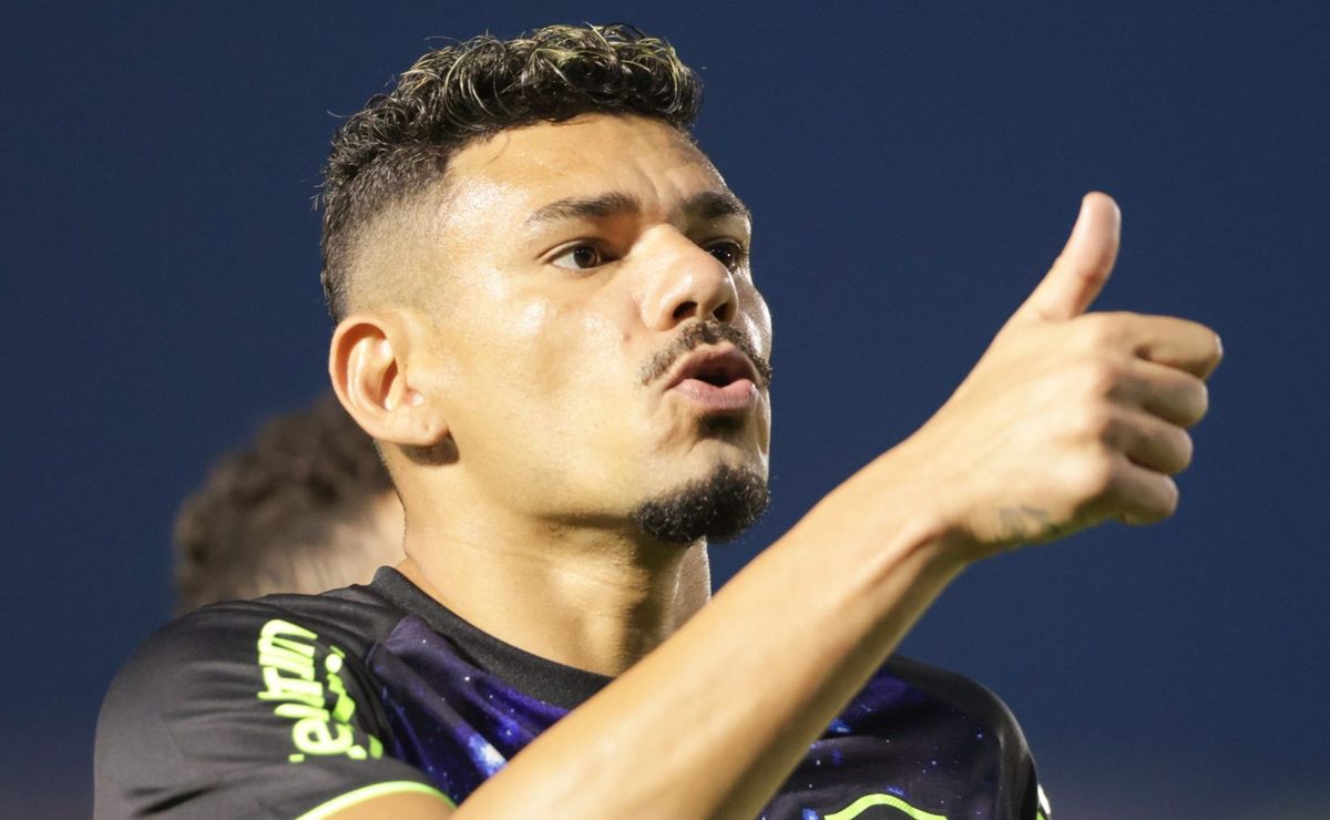 Tiquinho Soares contratado pelo Santos tem confirmação extraoficial e negócio deve acontecer