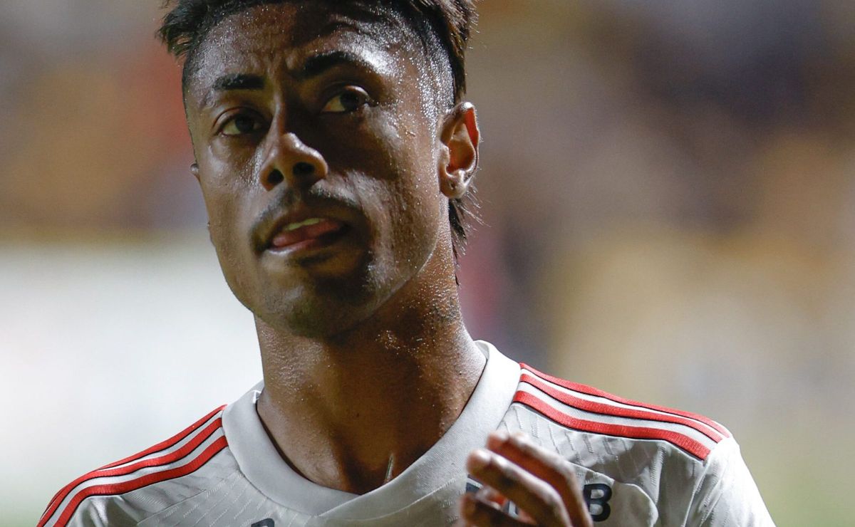 Bruno Henrique pediu salário de R$ 2,3 milhões + dinheiro de luvas ao Atlético-MG e negócio foi descartado