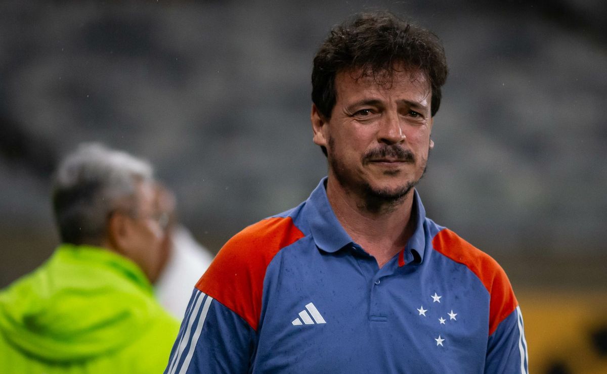 Fernando Diniz insiste e Flamengo vende oficialmente Fabrício Bruno para o Cruzeiro; crava jornalista