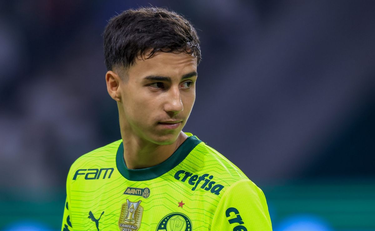 Venda de Vitor Reis é unanimidade entre internautas torcedores do Palmeiras nas redes sociais