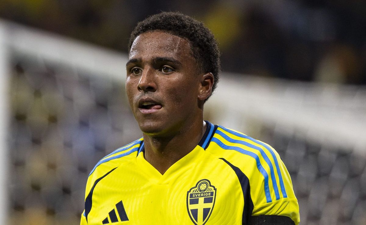 Niclas Eliasson contratado pelo Grêmio pode melar por nova proposta do Santos ao AEK