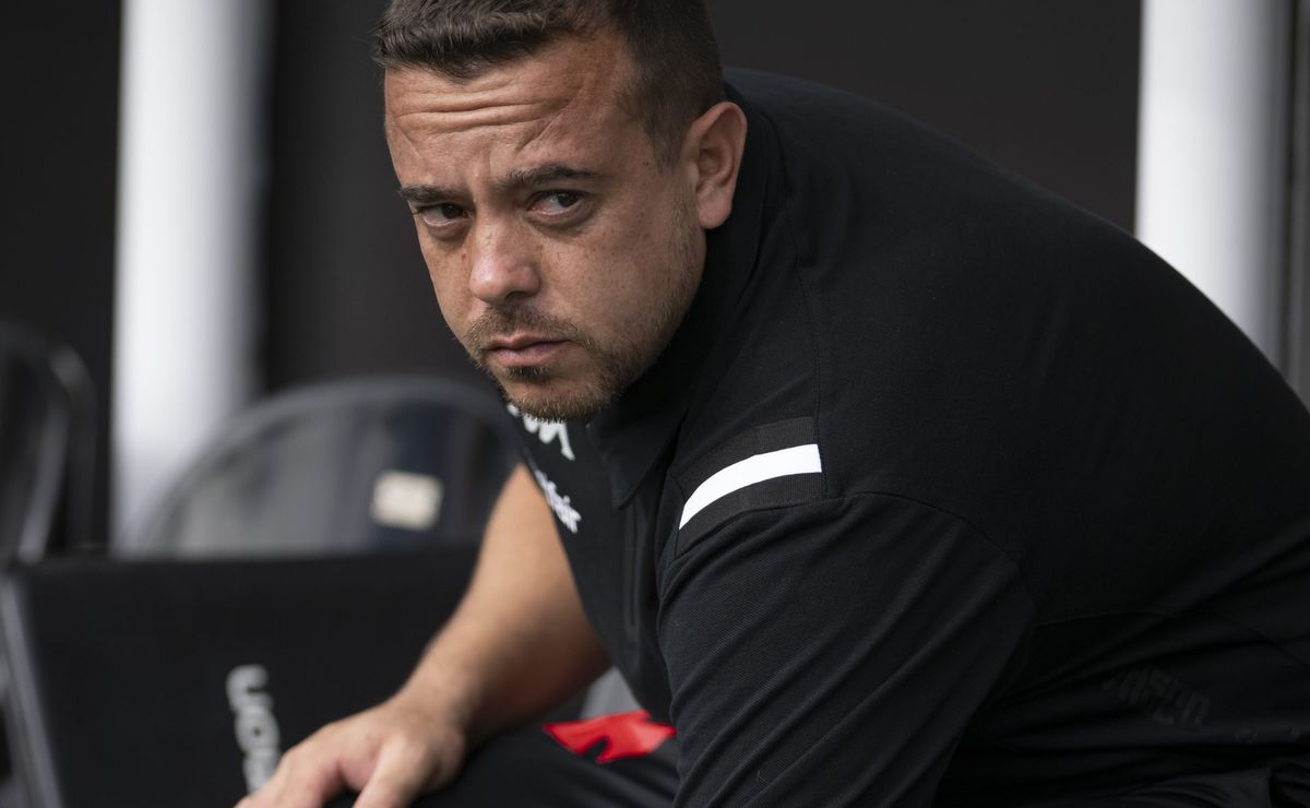 Ramon Lima valoriza ponto conquistado pelo Vasco em contexto desafiador no campeonato