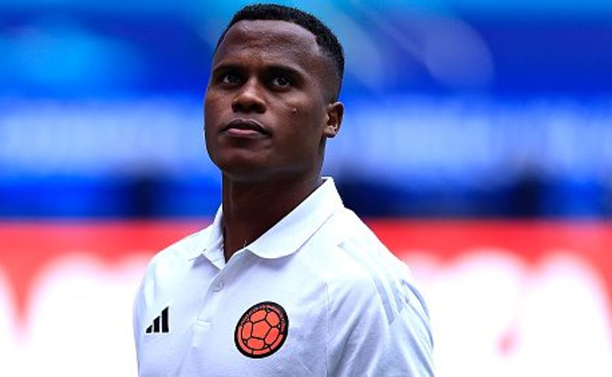 Fluminense toma decisão final sobre venda de John Arias após novo interesse do Palmeiras, revela PVC