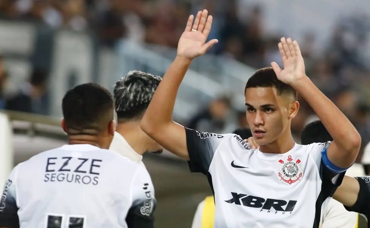 Técnico do Corinthians revela detalhes que mudaram o jogo na Copinha sobre o Falcon-SE