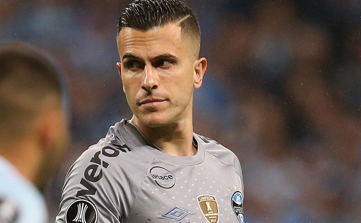 Grêmio busca solução por saída de Marchesín e pode fechar contratação de Marcelo Grohe