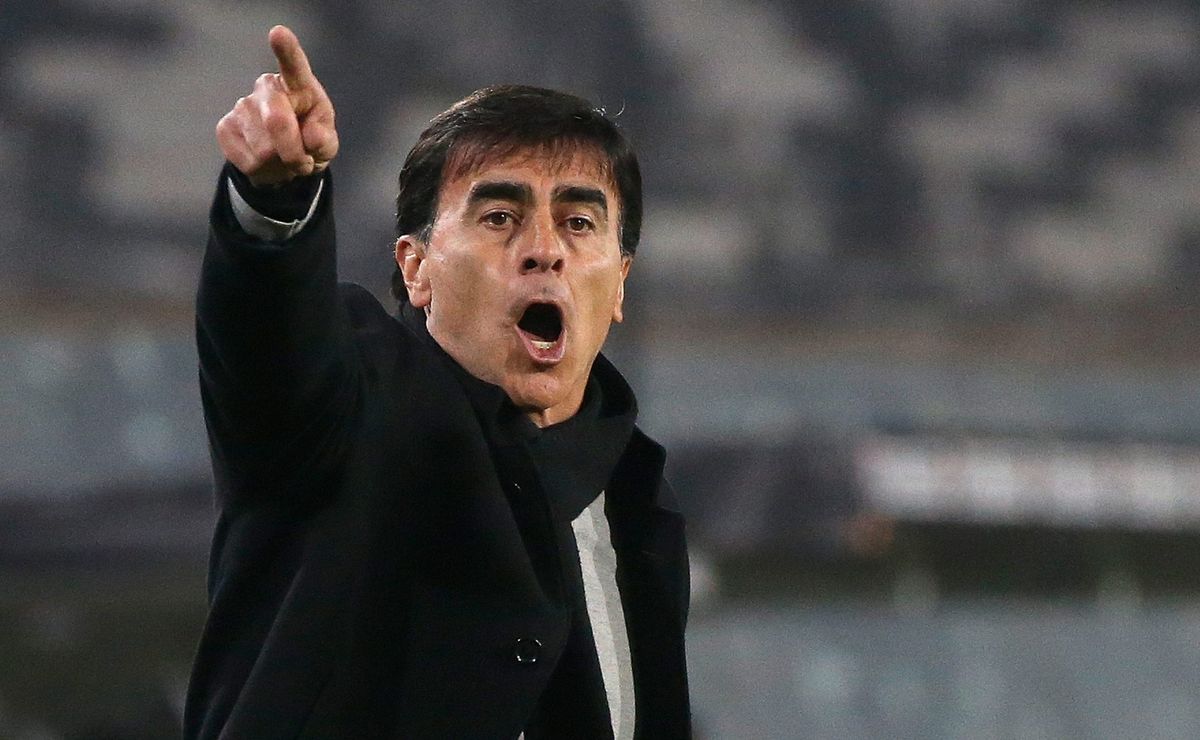 Quinteros revela negociação do Boca Júnior com o Grêmio por Marchesín