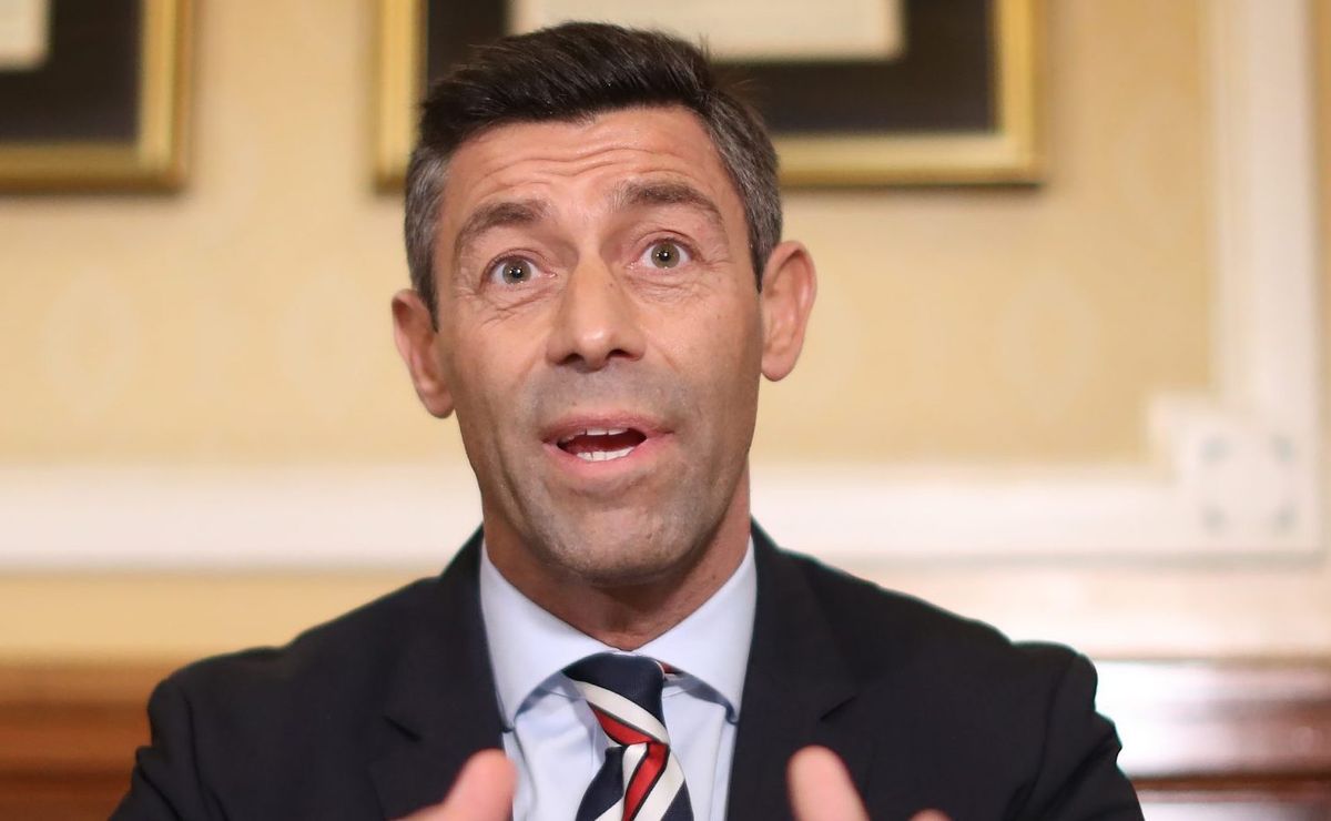 Pedro Caixinha pediu e o Santos acertou salário de R$ 890 mil com Niclas Eliasson