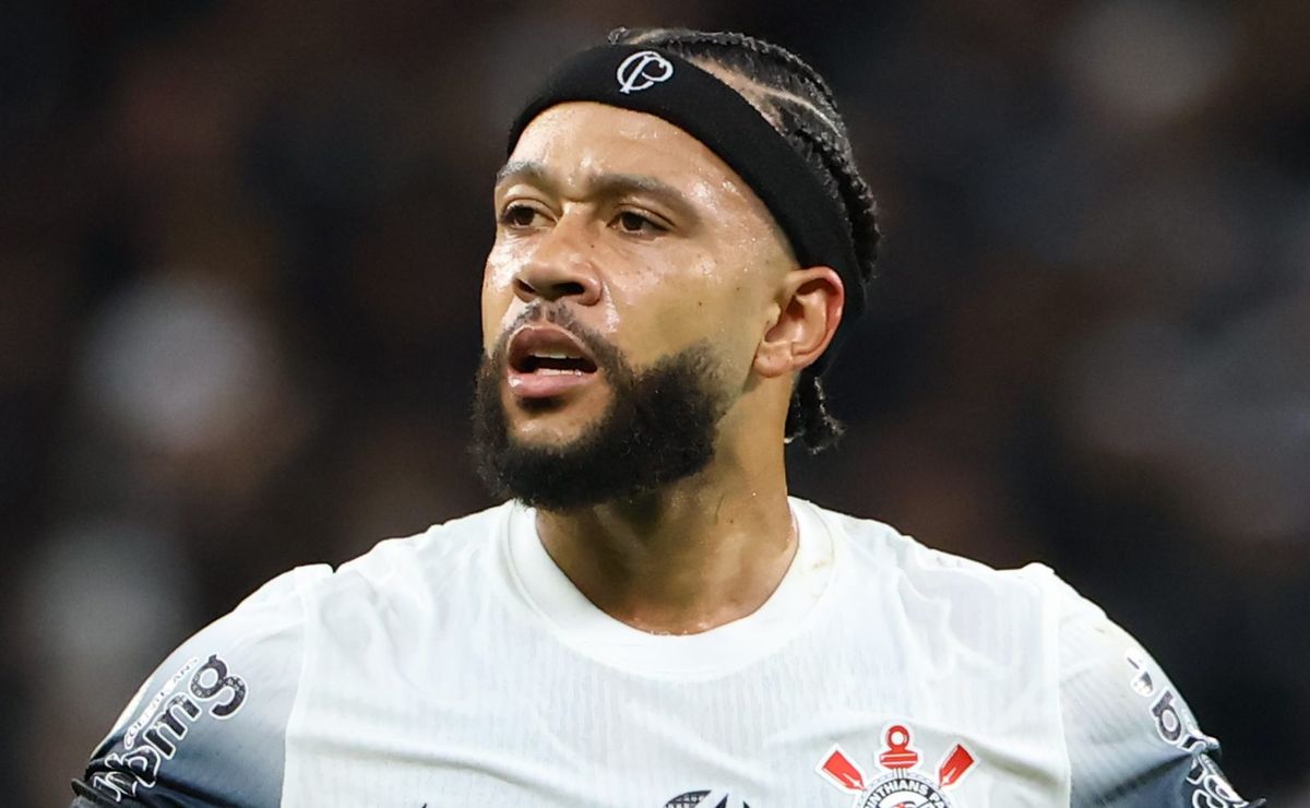 Corinthians gasta 453.527,36 do cartão corporativo com Memphis Depay