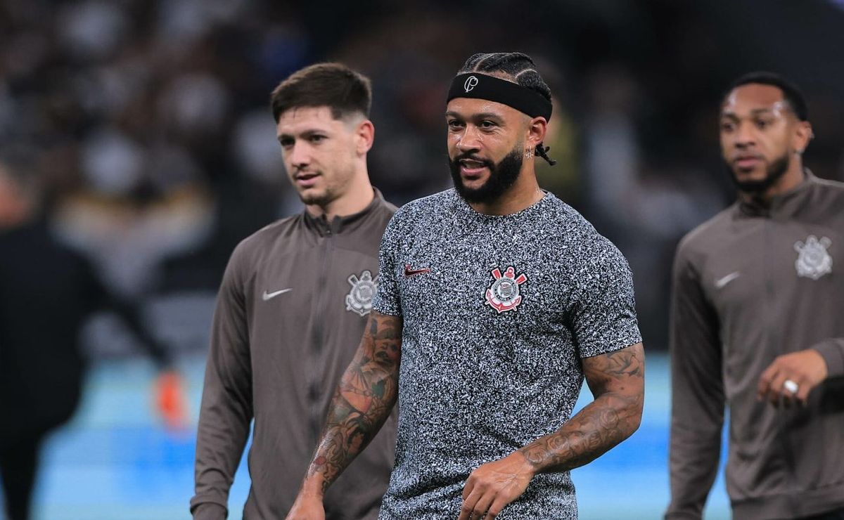 Corinthians estreia no Paulistão sem Memphis Depay e com time misto