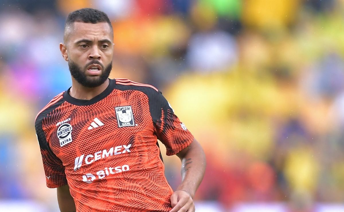 Revelado pelo Grêmio, Rafael Carioca teria acordo para jogar em rival do futebol brasileiro